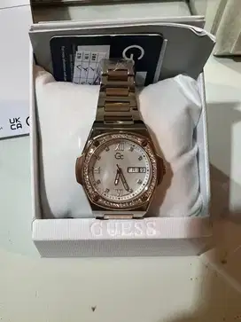 Jam tangan Guess Mewah