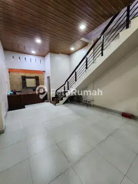 DISEWAKAN VILLA JALAN ASRAMA KOMPLEK DE CASA VILLA (Budi Hartanto)