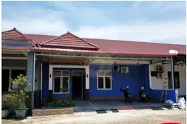 D sewakan rmh d jl karya baru ada perabotan,lokasi strategis&rame