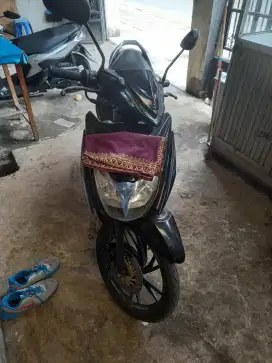 Suzuki Hayate hitam