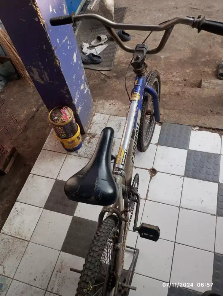 sepeda bmx caribou