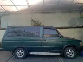 Toyota kijang super 1990