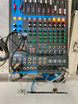 Jasa perbaikan alat2 elektronika