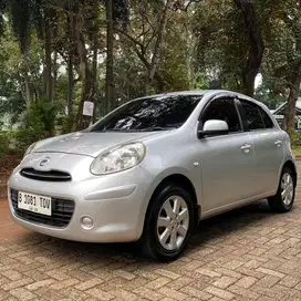 Nissan March XS 2011