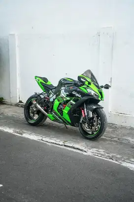 Mulus Siap Gas Kawasaki Ninja ZX10r KRT Livery NIK. 2016