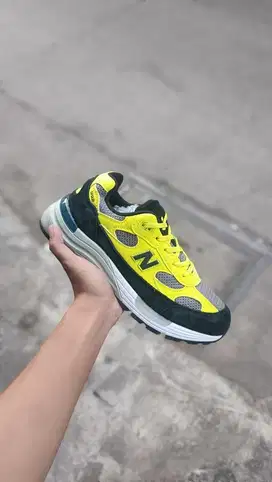 New Balance 992 Neon Yellow Black