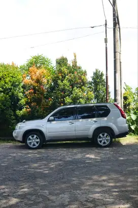 X-Trail 2009 mulus siap pakai