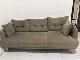 Sofa Masih Bagus dan Tampilan Kekinian