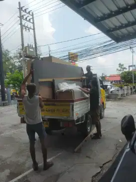 Jasa angkutan dalam dan luar kota