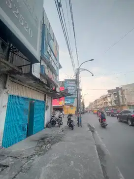 ruko di sewa cuman 1 lantai saja, lokasi medan kota