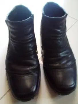 Sepatu Pierre Cardin Paris ori