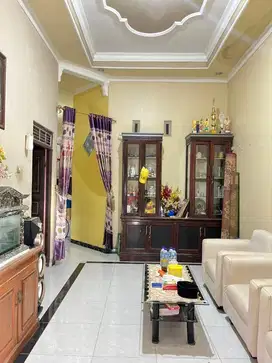 Di Jual Rumah 2 Lantai