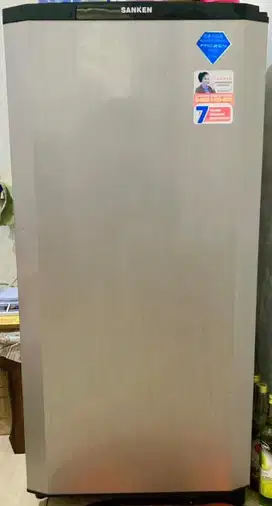 Kulkas Sanken kapasitas 180lt