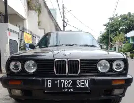 BMW 318i manual tahun 1990 terawat taat pajak