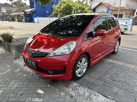 Jazz RS 2012 Matic Merah Favorit