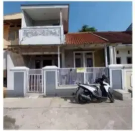 Rumah murah terawat di komplek kiarasari Kiaracondong Bandung