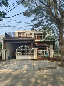 Dijual rumah Luas Depan Fasum di Villa Jaka Setia Bekasi