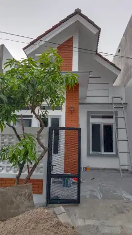 Di jual rumah murah & strategis di Villa Indah Permai Bekasi Utara