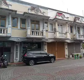 Ruko dijual di lawang poros jalan dekat Bank Stasiun KA Sekolah 1.3M