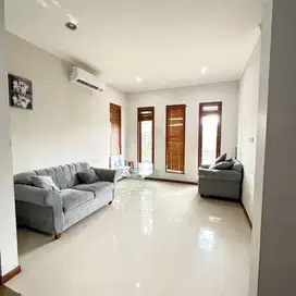 Bintaro town house rumah jual cepat