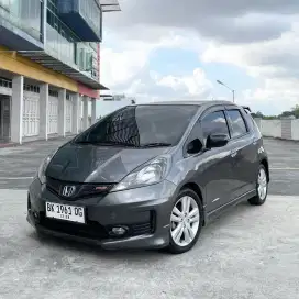 [DP 23jt] Honda Jazz RS 1.5 A/T 2011 Abu Abu