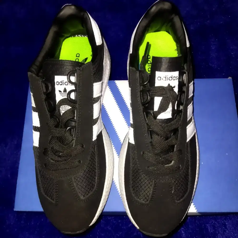 Sepatu Adidas retropy E5 black