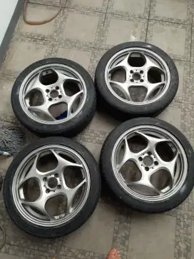 Velg r17 pcd 4x100 model rare banget