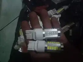 lampu t10 dan t20