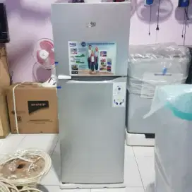 Kulkas 2 pintu terbaru merk BEKO low watt