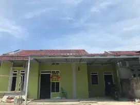 Rumah besar Full Keramik dan Nyaman