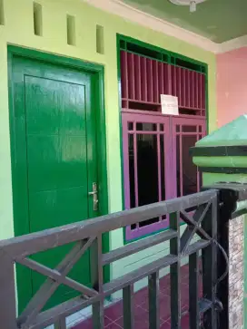 DIKONTRAKAN RUMAH DASANA INDAH