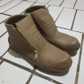 sepatu boot safety no 41