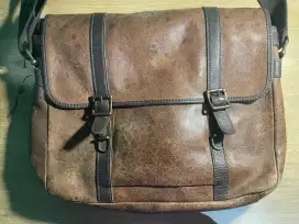 Tas kantor Brand Fossill
