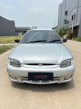 Hyundai Accent 1.5 Manual 2000 (Silver Metalik)