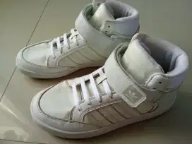 Sepatu Adidas High Putih Ori gratis ongkir nego