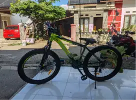 Sepeda Gunung MTB Evergreen 585H 27,5 inch 24 Speed