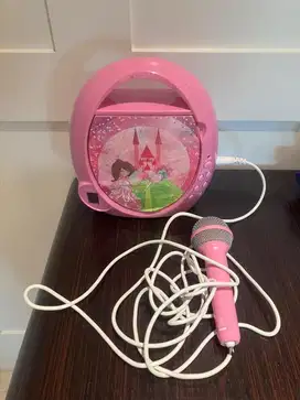 Mainan karaoke anak dengan cd