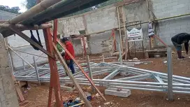 Jasa pemasangan atap/renovasi
