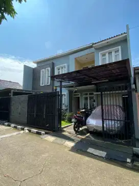 DIJUAL Rumag dilingkungan yang Asri dan Nyaman 2 Lantai. BISA NEGO