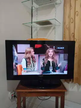 TV samsung LA32A330J1N bisa untuk monitor