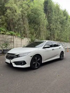Honda Civic Turbo ES 2018