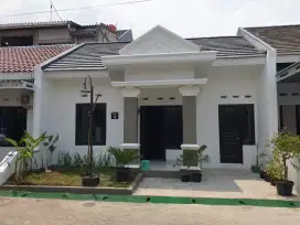 Rumah di Sapphire Residence Mejasem