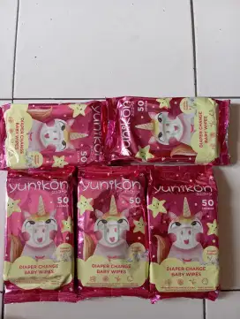 Tissue basah untuk bayi