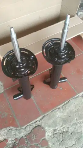 Shock absorber mercy C200 w204 Pakek sensor elektrik bagian depan