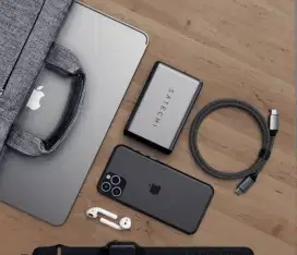 DiBeli iPhone ,iPad ,Macbook