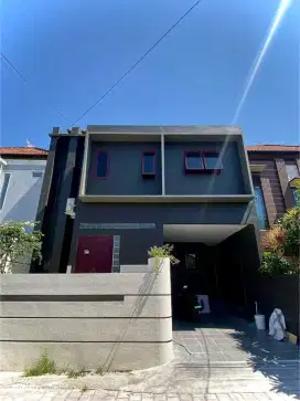 DI JUAL RUMAH PREMIUM MINIMALIS DI TUKAD YEH SUNGI RENON , DENPASAR