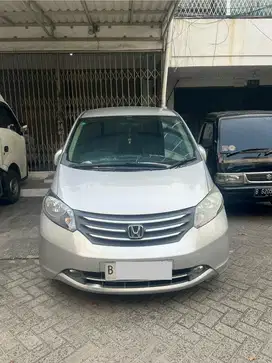 Honda Freed E PSD 2011