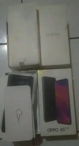 KARDUS HP OPPO SESUAI GAMBAR