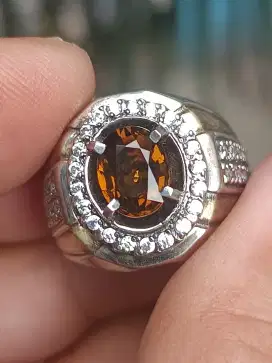 Batu Garnet mali 1.485 crat ring perak memo NGR top kristal clean