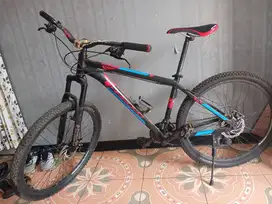 Sepeda gunung /MTB Genio Aroyo 27,5